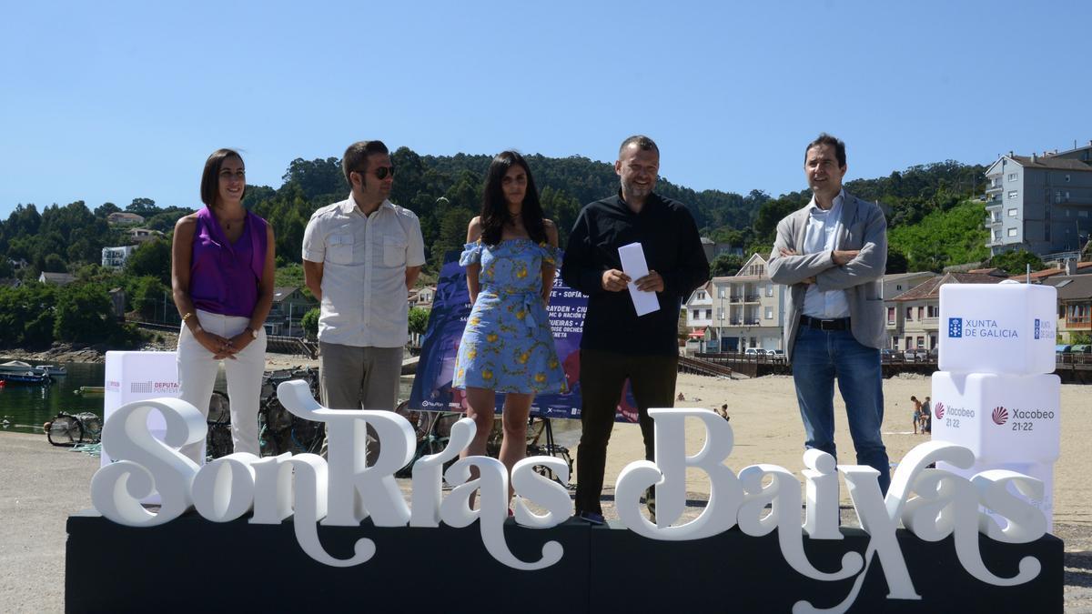 Un momento da presentación oficial do SonRías Baixas, hai uns días no porto de Beluso.