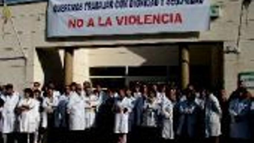 Trabajadores del ambulatorio piden un guardia de seguridad