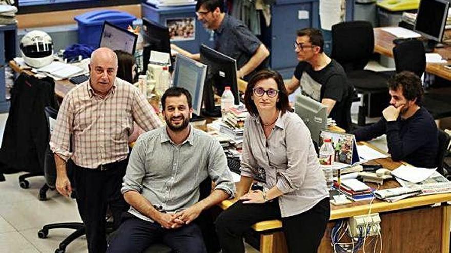 Los periodistas Guillem Sànchez (centro), Jesús G. Albalat y María Jesús Ibáñez.