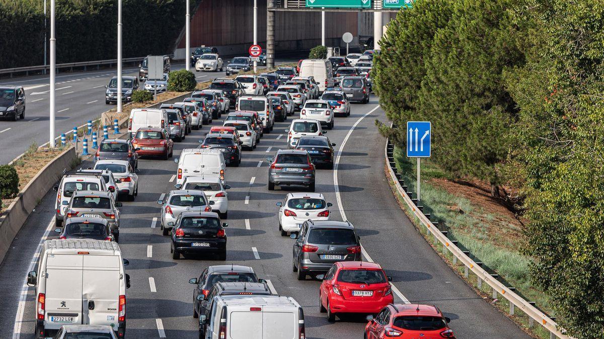 Aquesta eina de la DGT et salvarà d'embussos i multes per Setmana Santa