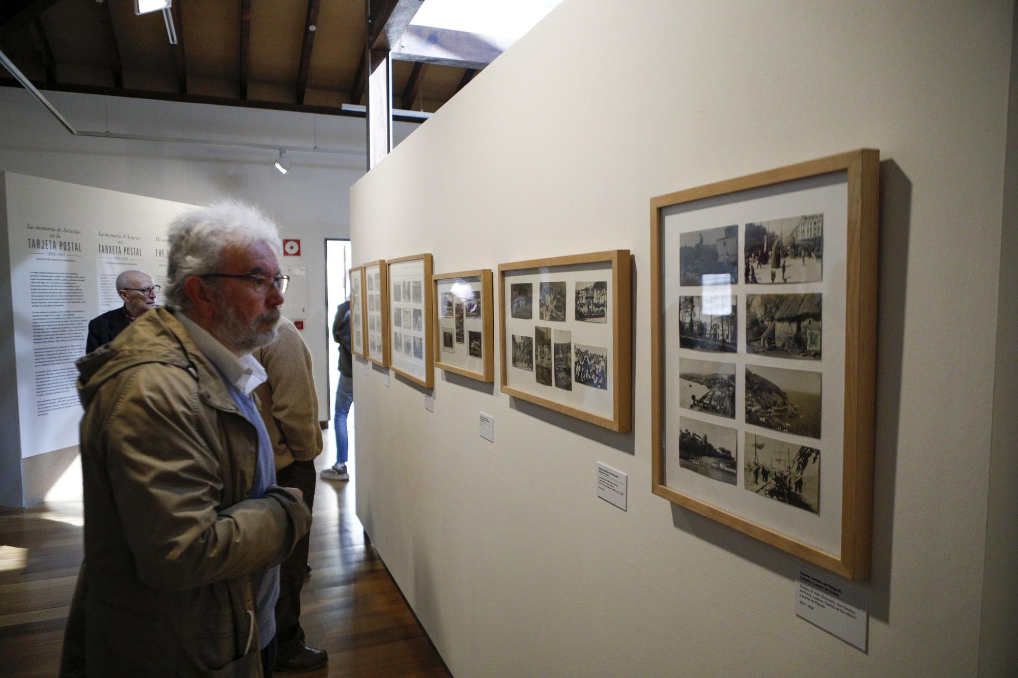 En imágenes: La colección postal de Martín Carrasco llega al Pueblu d’Asturies