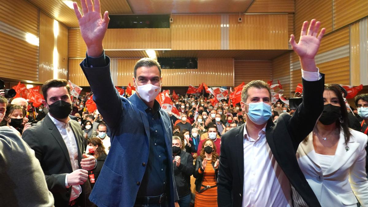 Las imágenes del acto del PSOE en Zamora con Pedro Sánchez, Luis Tudanca, Ana Sánchez y Antidio Fagúndez