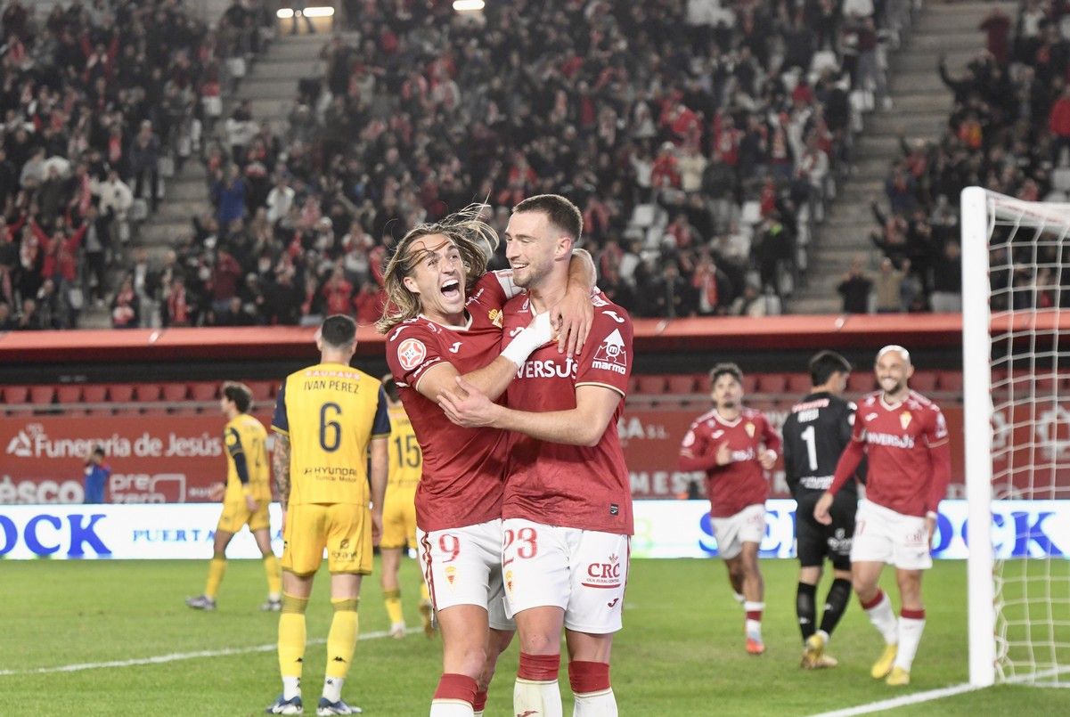 Revive la victoria del Real Murcia frente al Alcorcón, en imágenes