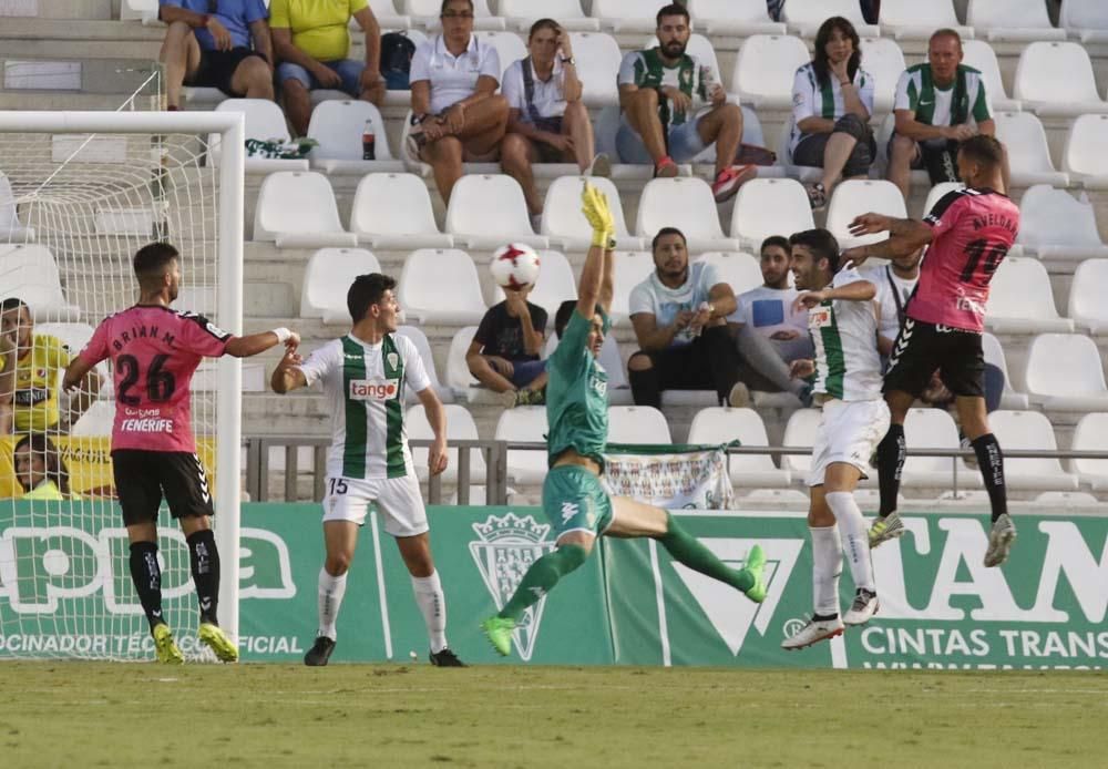 Galería gráfica: El Córdoba CF cae goleado ante el Tenerife.