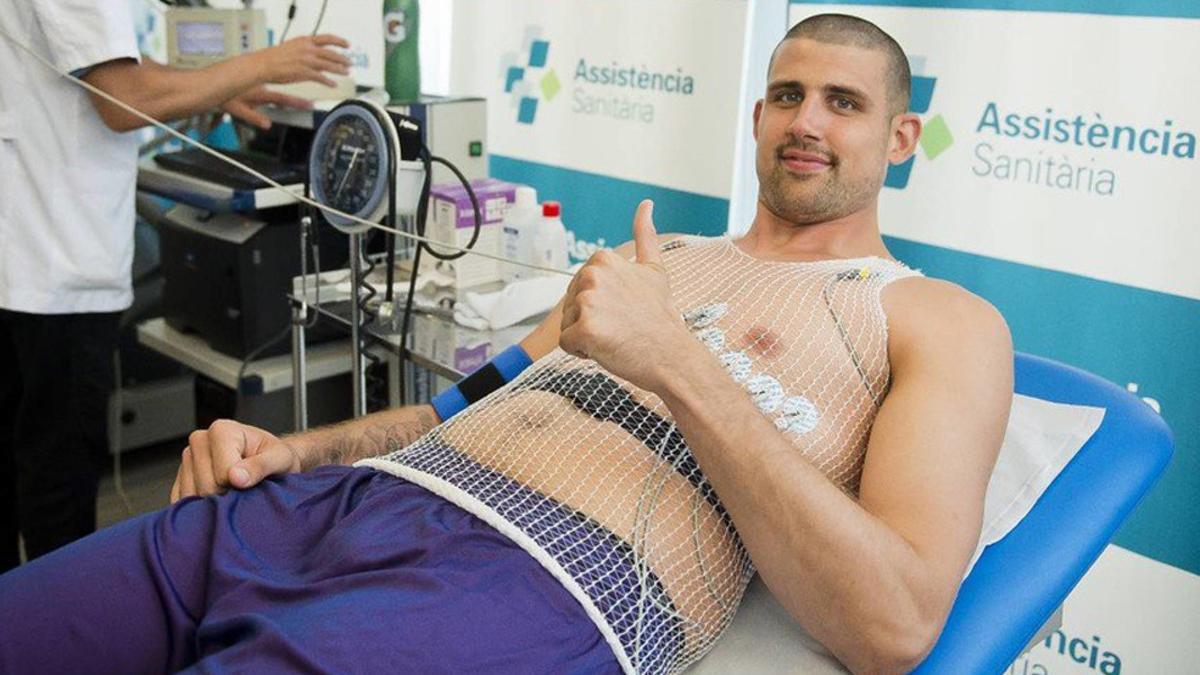 Moerman pasó revisión médica con el FC Barcelona este pasado miércoles