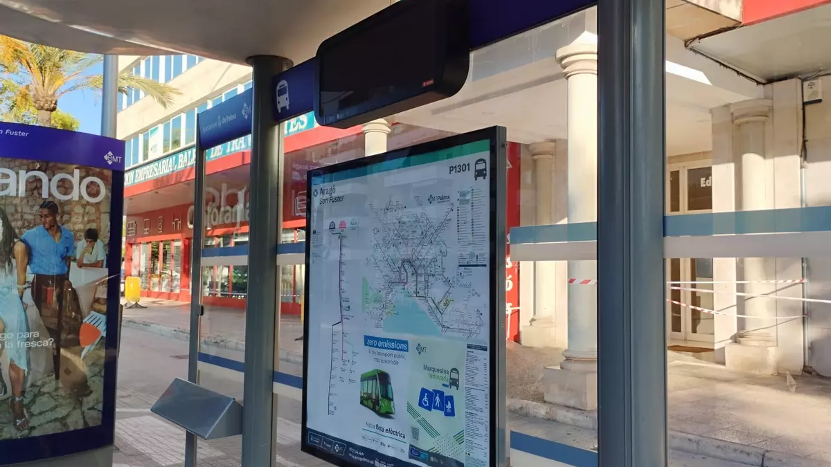 El PSOE de Palma exige a Cort que active las pantallas en las paradas de bus de la EMT