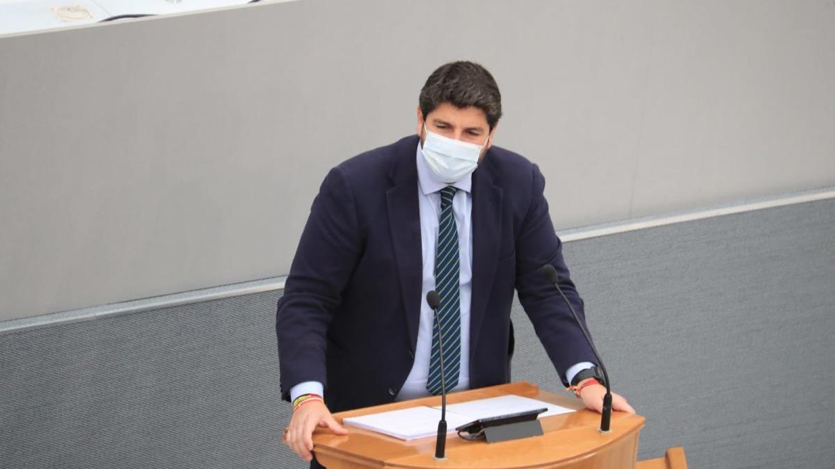 López Miras, durante su comparecencia en la Asamblea Regional.