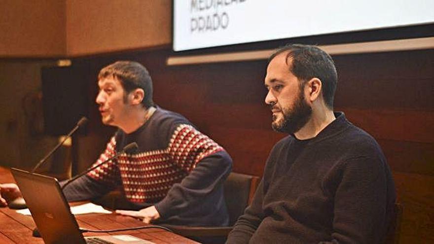 Conferencia de Marcos García en el Etnográfico