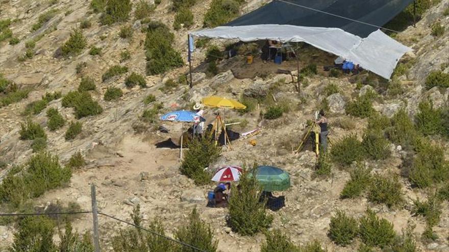 Mañana se abre al público el yacimiento neardental Roca de San Miguel de Arén