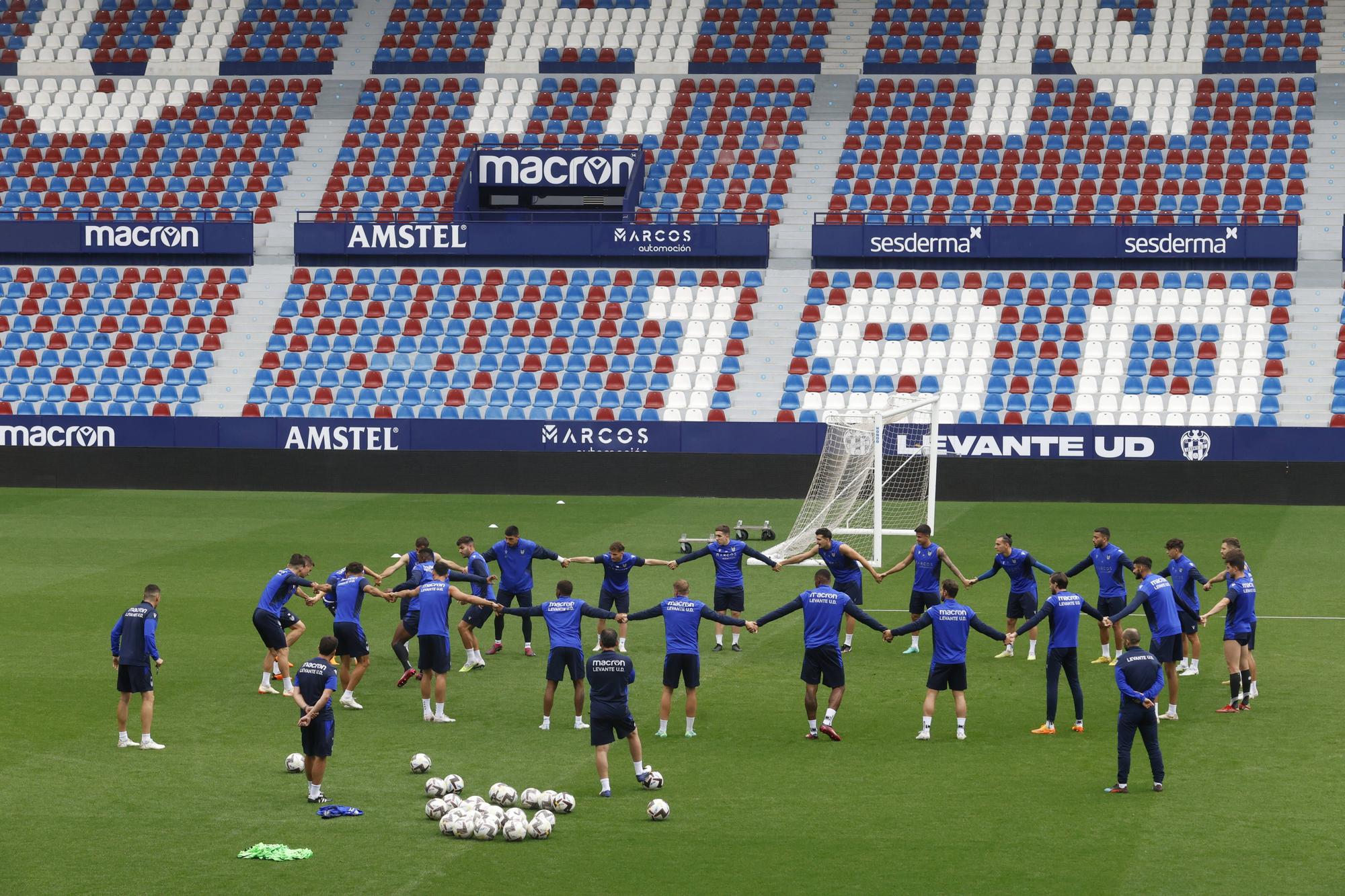 Asi ha sido el último entreno del Levante antes del Oviedo