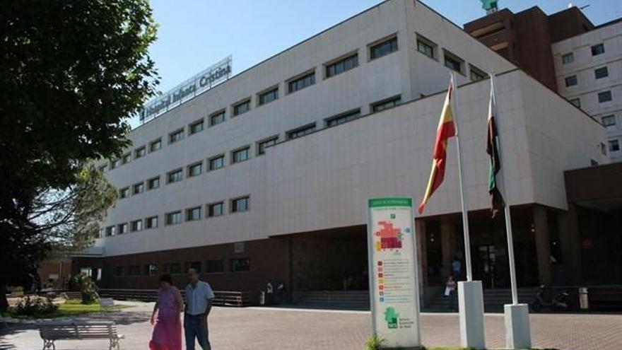 Nueve mujeres ingresadas en el Hospital Infanta Cristina de Badajoz por un posible brote de salmonelosis
