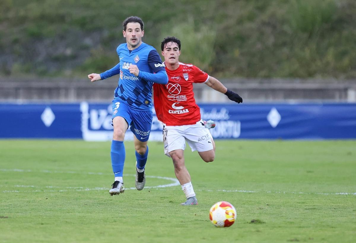 Imagen del partido de este sábado entre el Amorebieta y el Utebo.