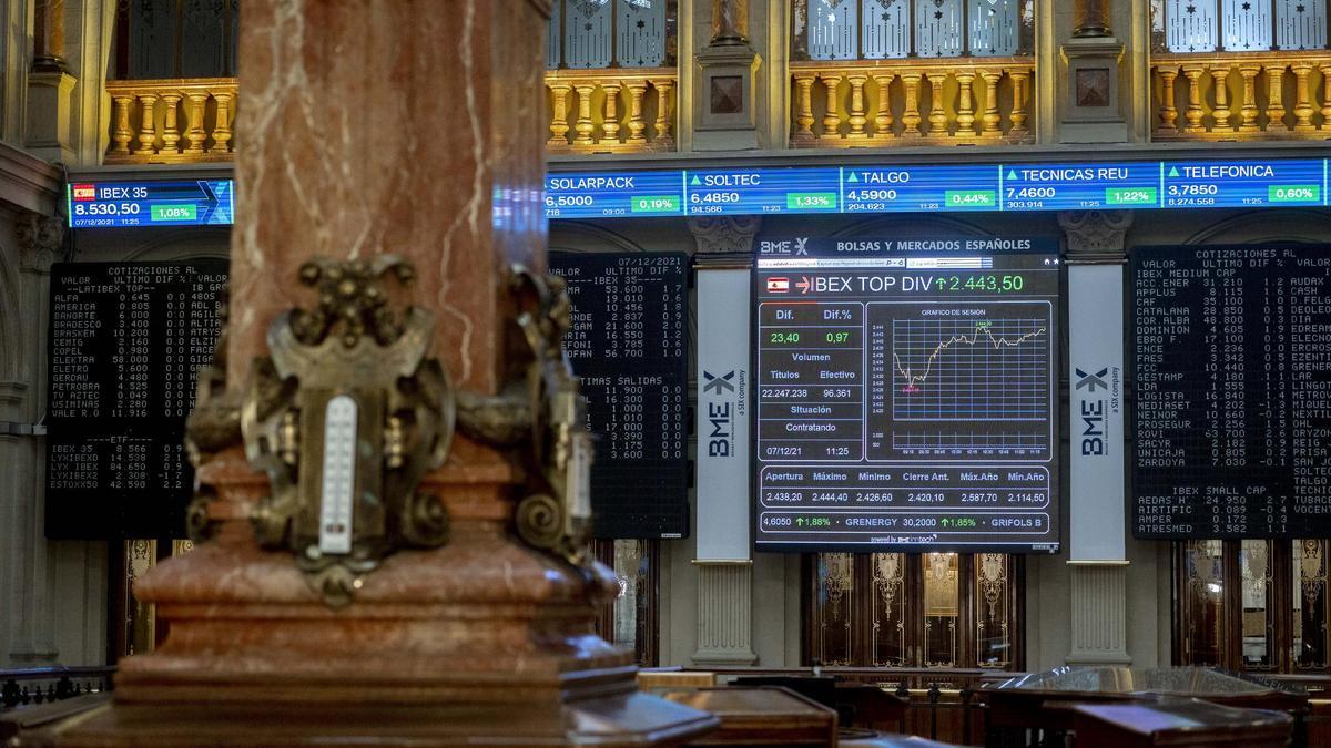 Paneles en el Palacio de la Bolsa,.