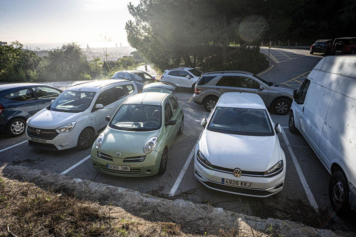 L’ús del cotxe per accedir a la UAB baixa del 43% al 21%