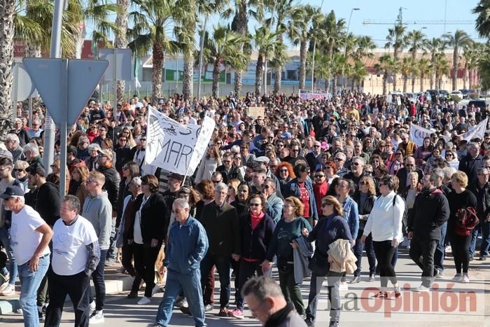 Los Alcázares se echa a la calle para exigir soluciones a las inundaciones