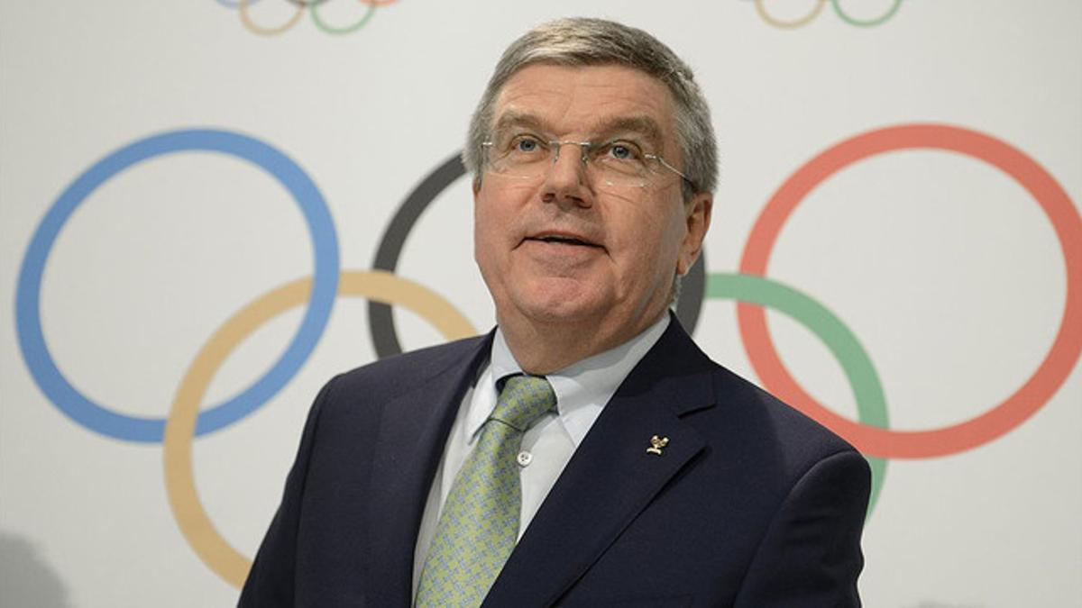 El presidente del COI, Thomas Bach, durante una rueda de prensa en Lausana, el pasado junio