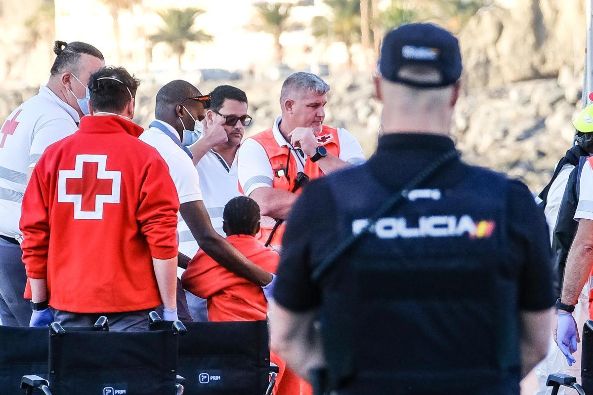Un menor tras su llegada a Gran Canaria en cayuco.