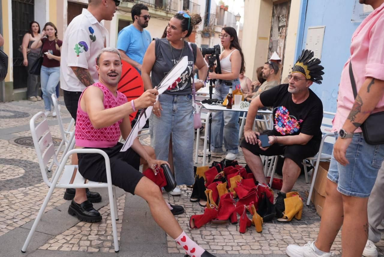 Así ha sido la carrera de tacones en Los Palomos de Badajoz