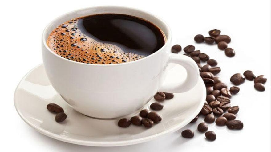 ¿Sabes cómo reutilizar los posos del café? Te mostramos algunos trucos para alargar su vida