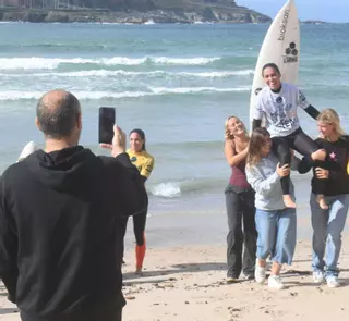 Furor por el turismo deportivo en A Coruña: fútbol, surf y atletismo