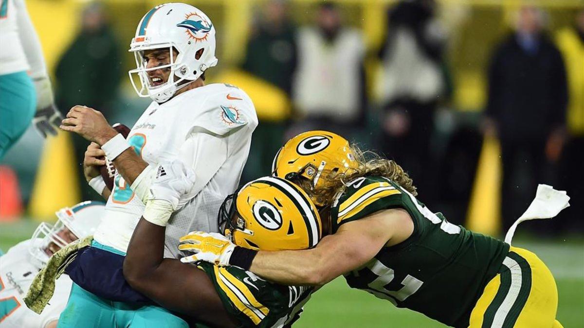 Una noche de miedo vivió Brock Osweiler en el Lambeau Field