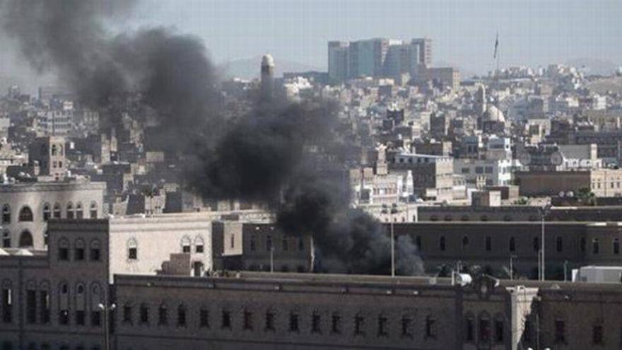 Un ataque terrorista golpea el Ministerio de Defensa de Yemen