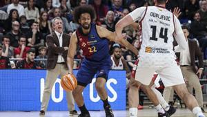 Brizuela i Punter liderenun Barça brillant a Milà
