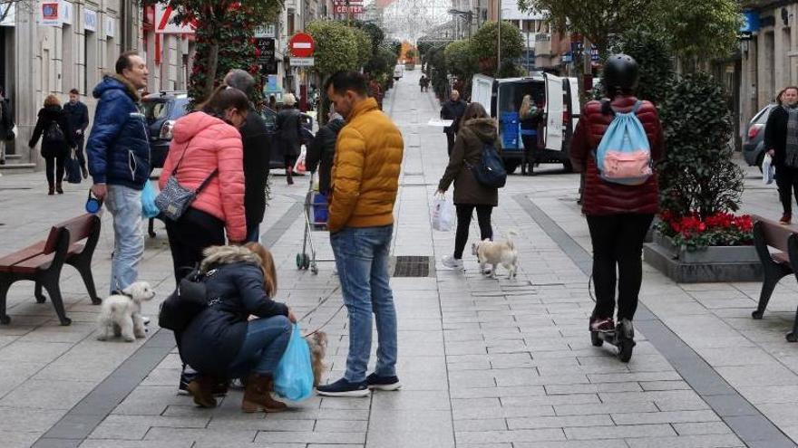 Los hechos ocurrieron en el entorno de la calle peatonal de O Calvario. // Marta G. Brea