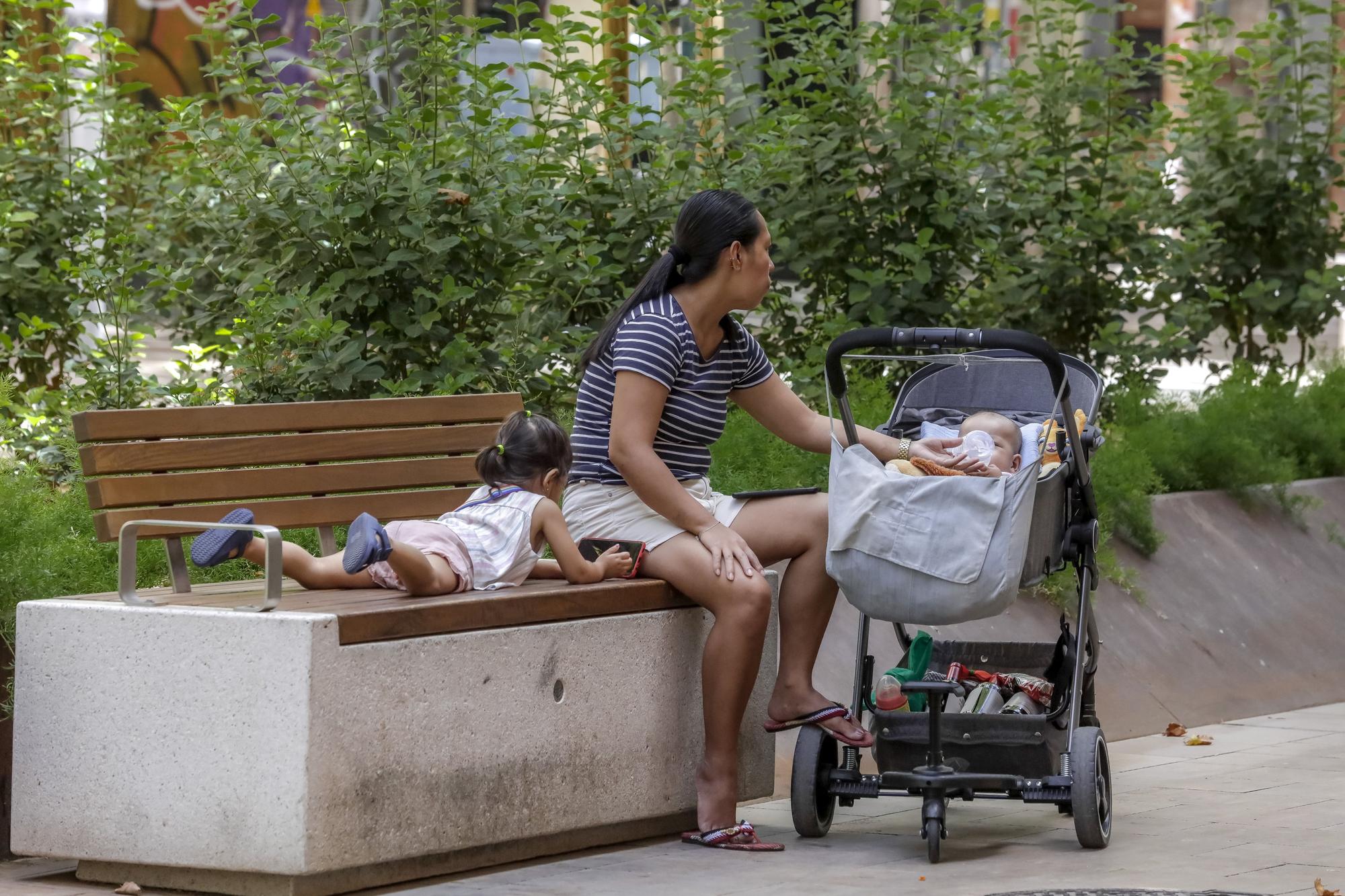 La calle Nuredduna, dividida diez meses después