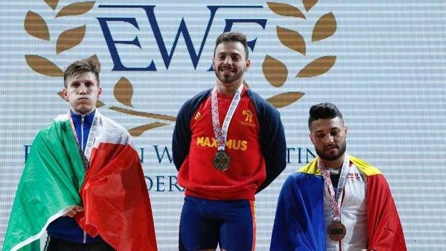 El español Josué Brachi se corona campeón de Europa de halterfofilia en 56 kilos