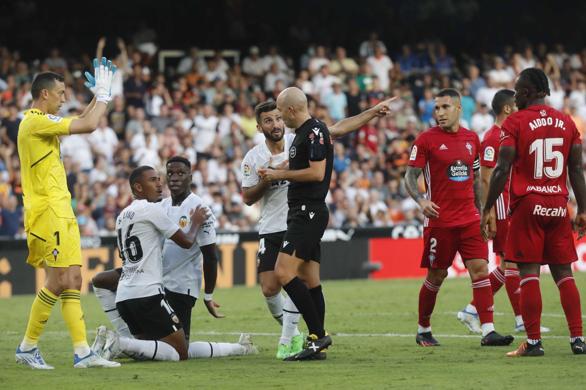 El Valencia - Celta en imágenes