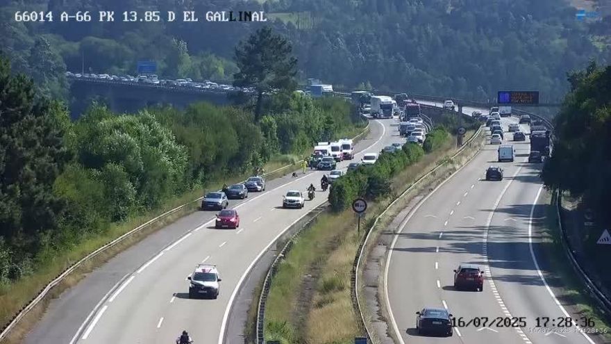 Otro monumental atasco en la &quot;Y&quot;: un accidente múltiple (sin heridos) causa retenciones de 7 kilómetros sentido Gijón/Avilés