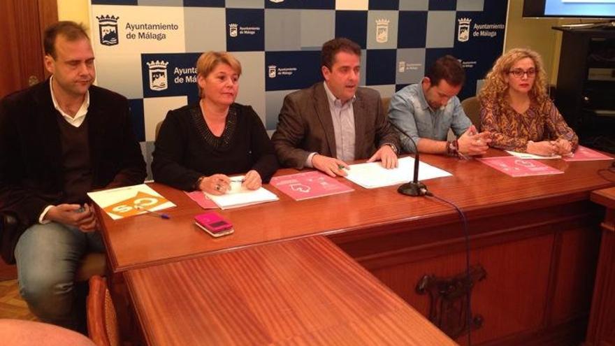 Íñigo Vallejo, C´s; Mari Carmen Moreno, PSOE; Carlos Conde, PP; Juanjo Espinosa, Málaga Ahora y Remedios Ramos, de Málaga para la Gente.