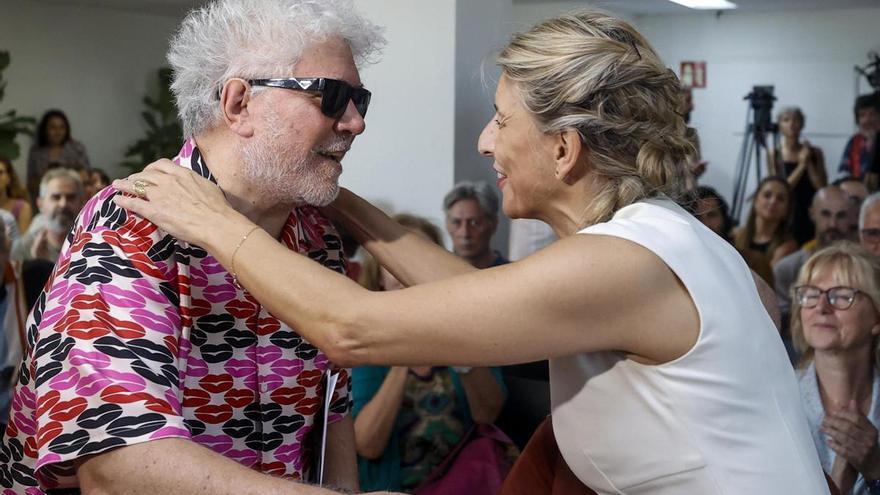 Pedro Almodóvar apoya a Yolanda Díaz, que se abona al optimismo: &quot;Esta semana cambió todo&quot;