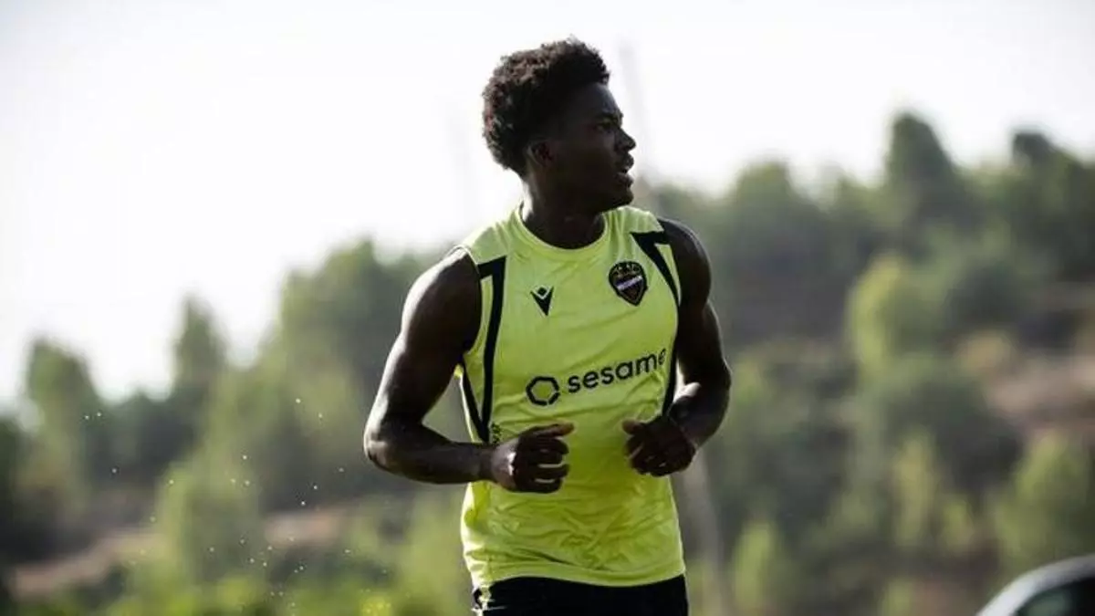 El levantinista Tape, convocado con Francia sub 20