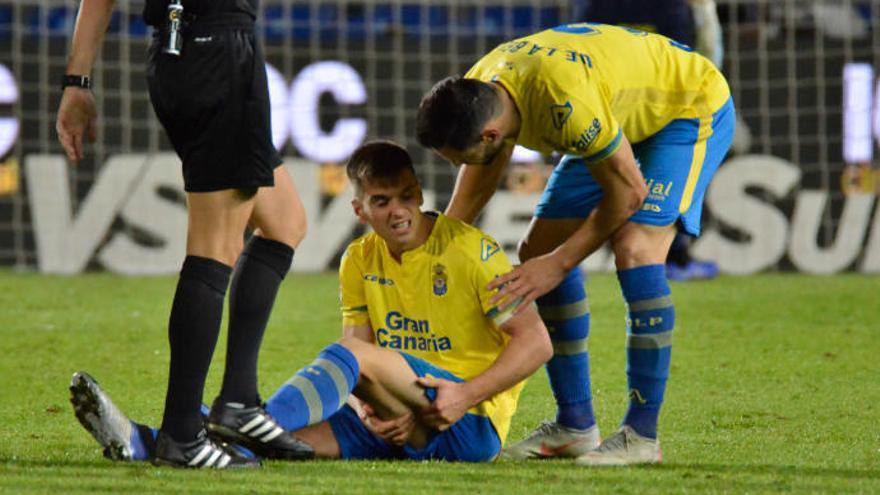 Ruiz de Galarreta, tras su lesión el pasado viernes frente al Granada.