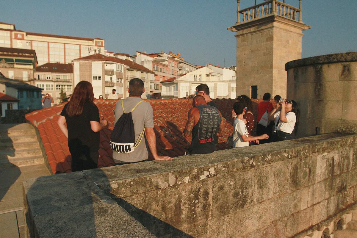 El eclipse desde Ourense, en imágenes