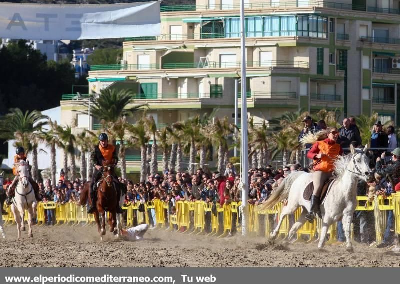 La playa de la Concha de Orpesa es un hipódromo por un día