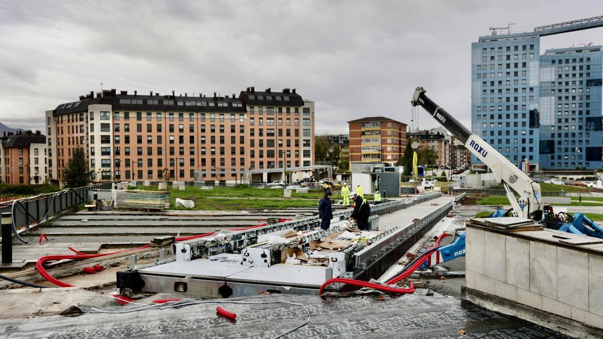 Les obres de los tapices rondantes del HUCA.