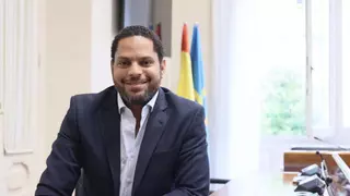 Ignacio Garriga, secretario general de Vox: "Feijóo prefiere ser el PSOE azul que hacer realidad una alternativa con Vox"