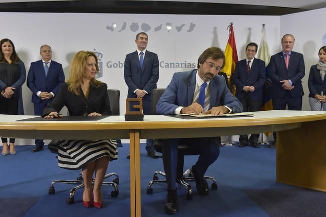 Firma de los convenios de asignación de los ...