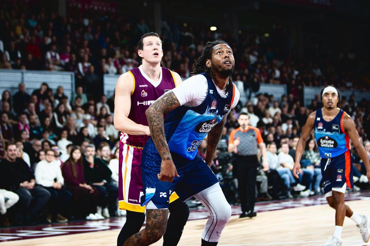 Leyma Coruña se impuso en la prórroga después de un igualado encuentro