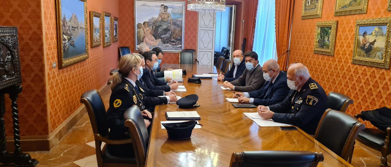 Un momento de la reunión de la Junta de Seguridad de Alicante.