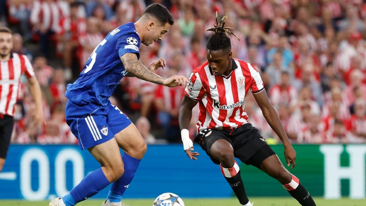 Nico Williams, en una acción en su estreno en Champions