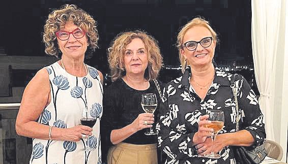 Isabel Molina, Juana Ana Porcell, Joana Ma. Venys