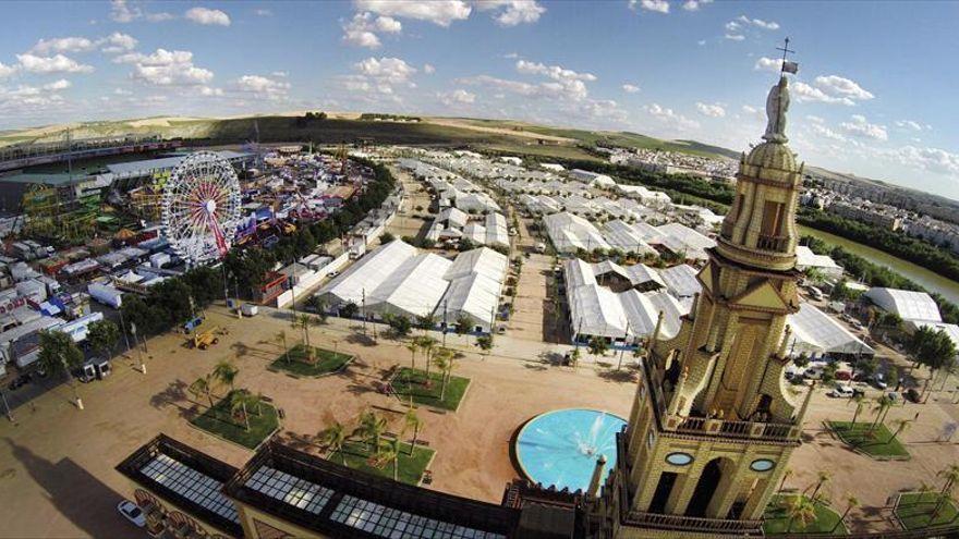 Vista aérea de El Arenal en uno de sus últimas citas en la Feria de Mayo.