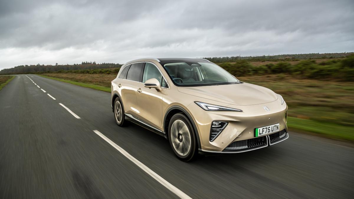 Qué marcas adelantan las ayudas del programa Auto+ para comprar coche eléctrico