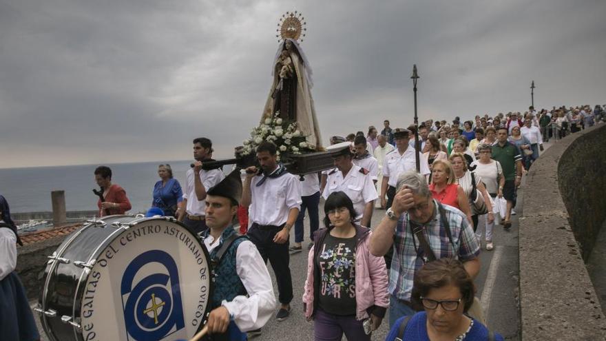 El Carmen de Lastres se salva de la tormenta