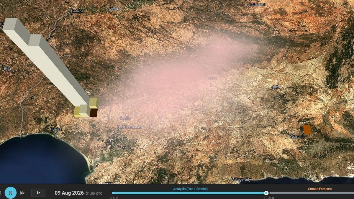Las imágenes del satélite Copernicus muestran la llegada a Córdoba de la nube de humo del incendio forestal de Niebla (Huelva)