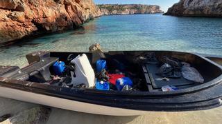 Deutsche entdeckt zwei Migrantenboote in der Instagram-Bucht von Mallorca